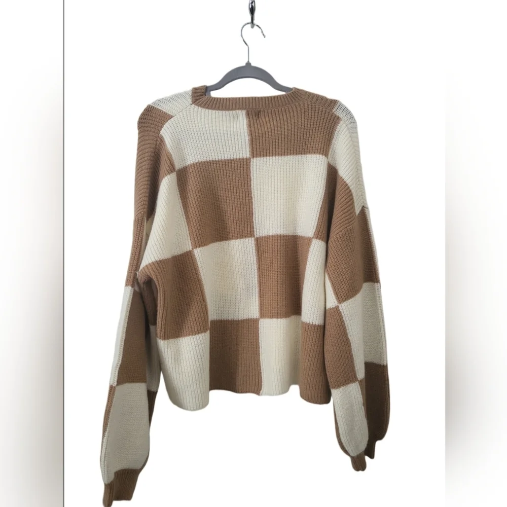 &merci Long Sleeved Sweater with Tan and White Chekers SIZE M (NWT) - Picture 4 of 9